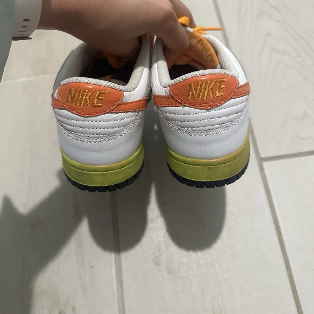 NIKE‎ 317813-181 WOMEN'S WHITE ORANGE BLAZE DUNK LOW SNEAKERS SIZE 7.5